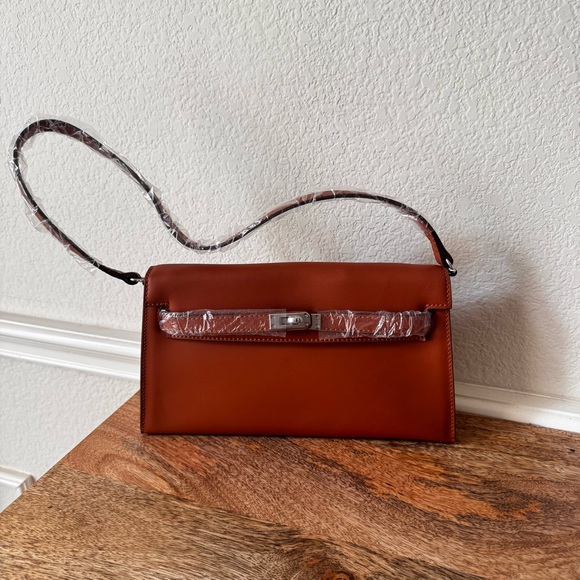 LEATHER INSIDE & OUT Tan Orange 27 Long KL Elan Shoulder Bag Belt Convertible S7 - Picture 2 of 15